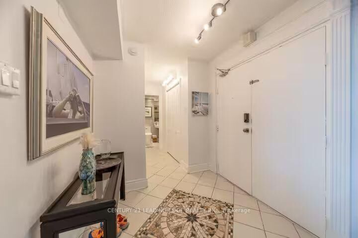 Photo de la propriété:  380 King Street 1805  ON N6B 3L6 