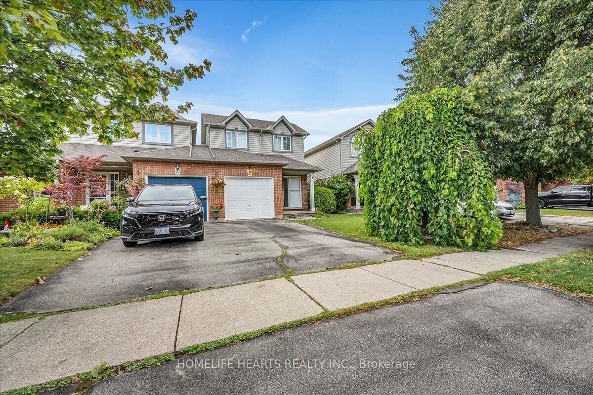 Property Photo:  21 Bronte Court  ON L9H 7N2 