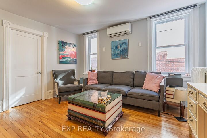 Property Photo:  52 St Andrew Street 1  ON K1N 5E9 