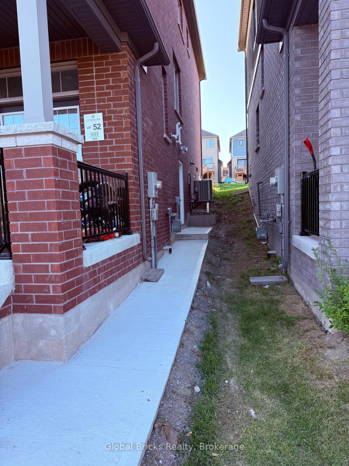 Property Photo:  1033 Trailsview Avenue Bsmt  ON K9A 4K3 