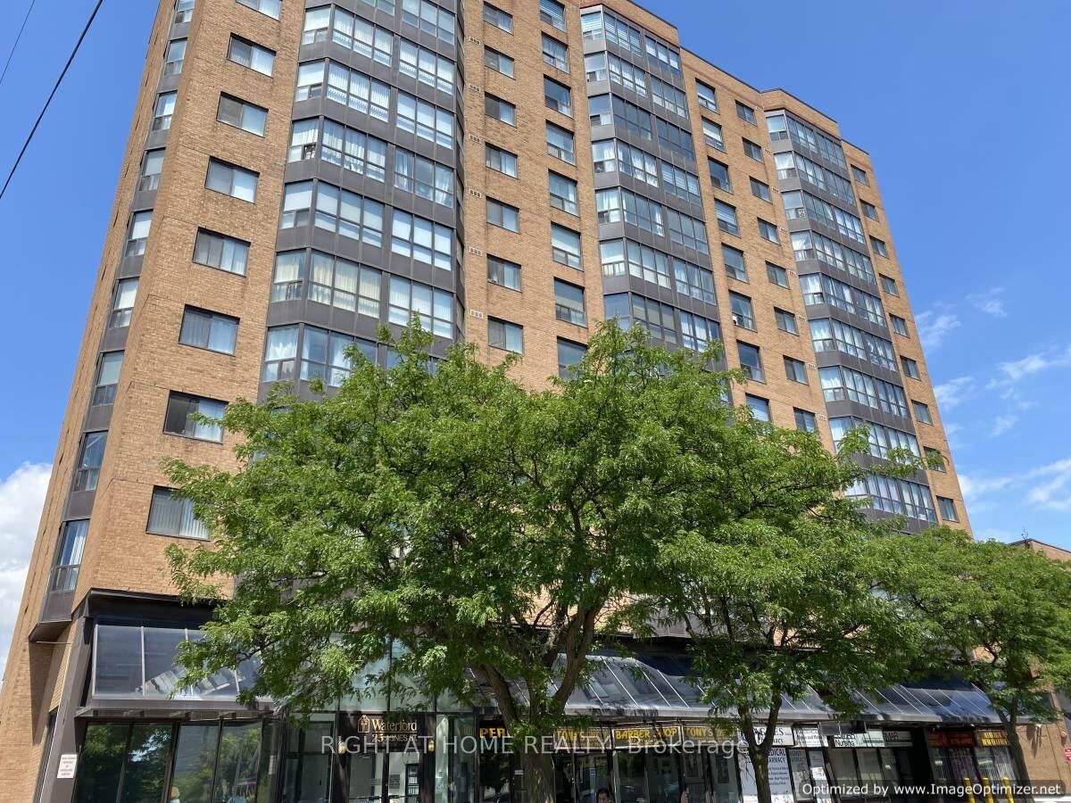 Property Photo:  25 Agnes Street 302  ON L5B 3X7 