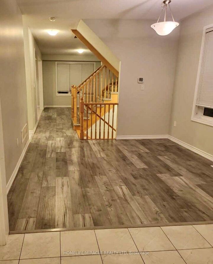 Property Photo:  17 Troyer Street  ON L7C 3H1 
