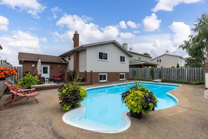 Property Photo:  7851 Chorozy Street  ON L2H 2N6 