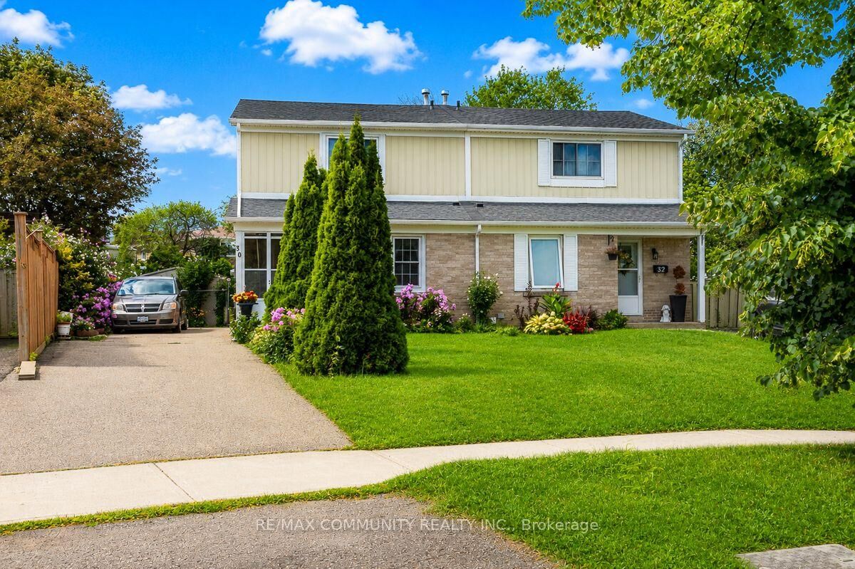 Property Photo:  30 Stanbridge Court  ON M1B 2S5 