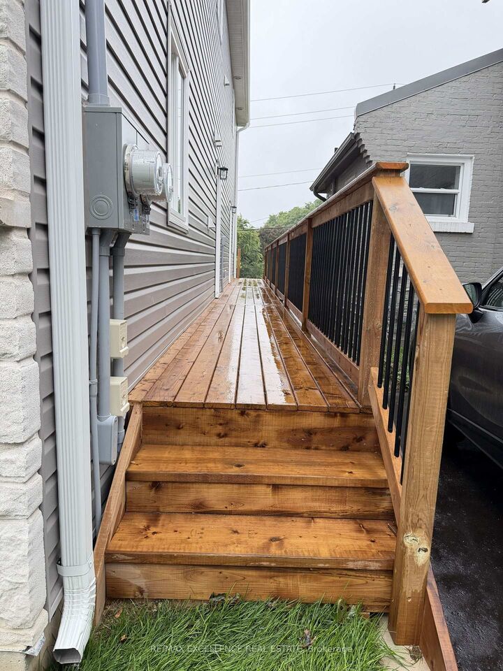 Property Photo:  18 Huff Avenue  ON N3R 2A3 