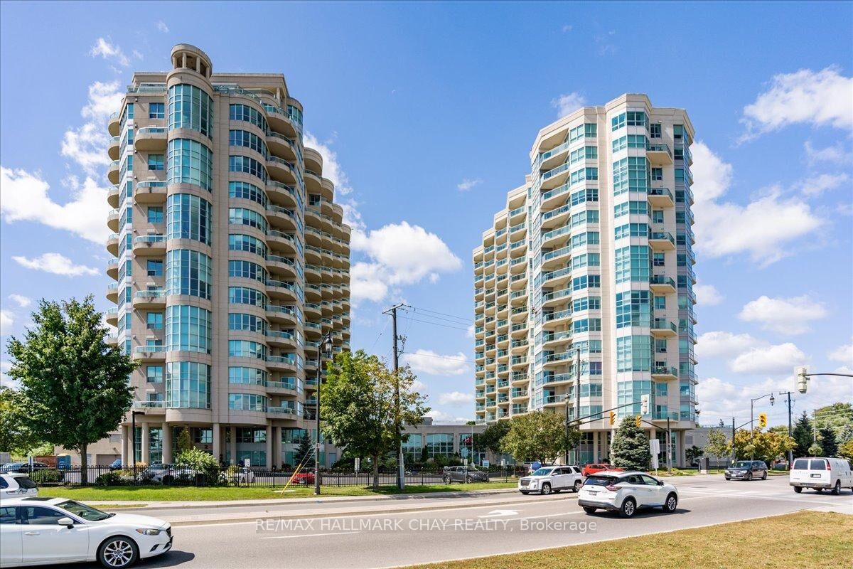 Property Photo:  2 Toronto Street 1411  ON L4N 9R2 