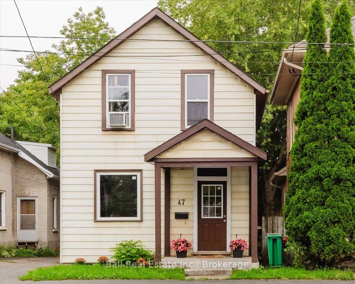 Property Photo:  47 Park Street S  ON K9J 3R6 