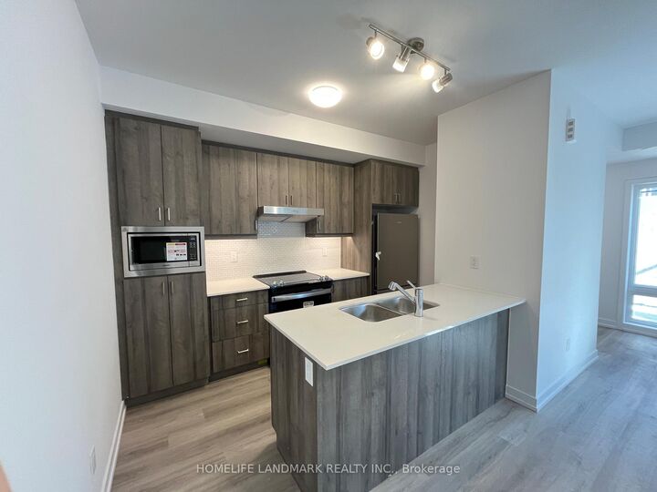 Property Photo:  5 Bancroft Lane 316  ON L4E 1M1 