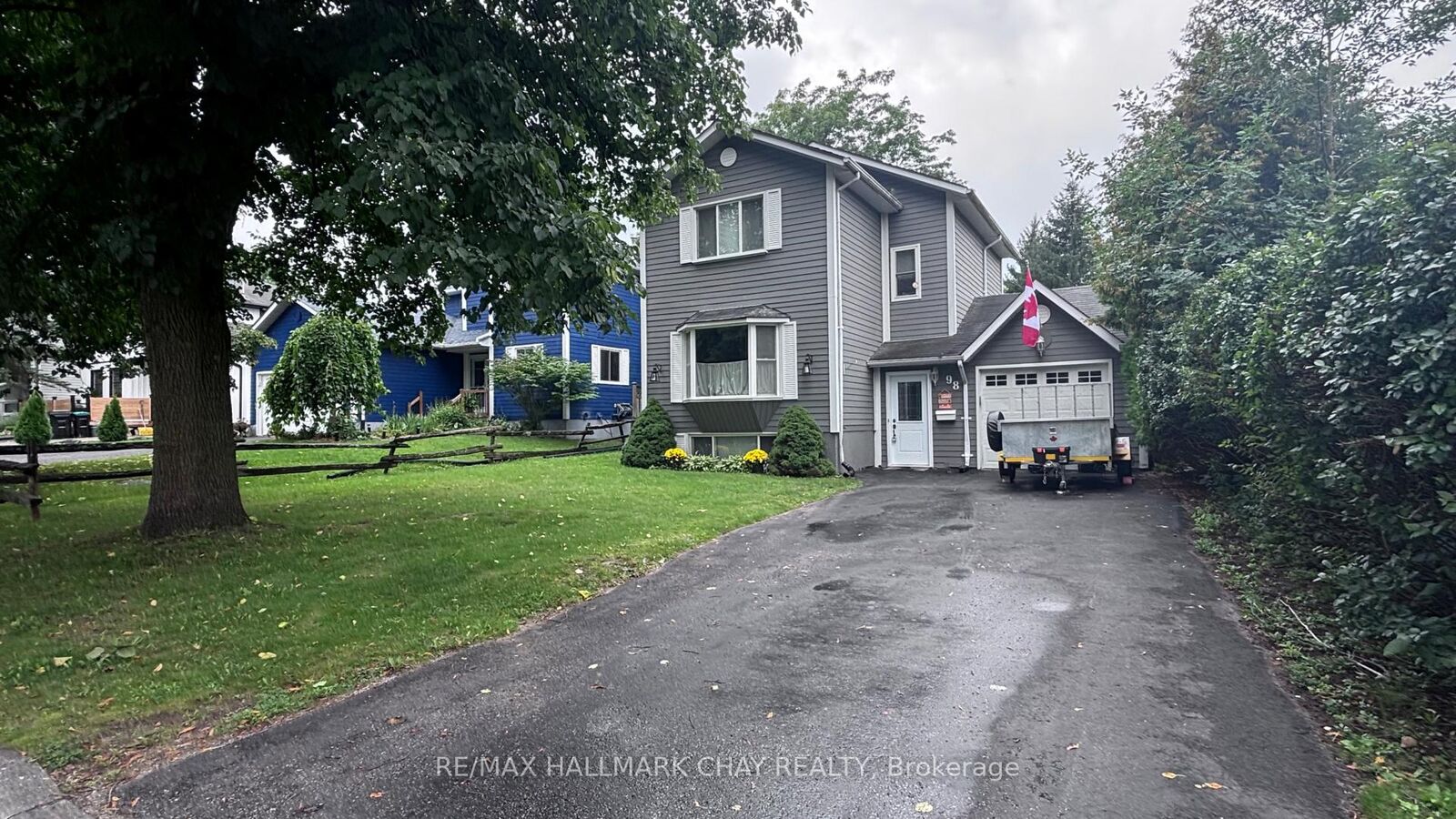 Property Photo:  98 Elizabeth Street  ON L4N 6P3 