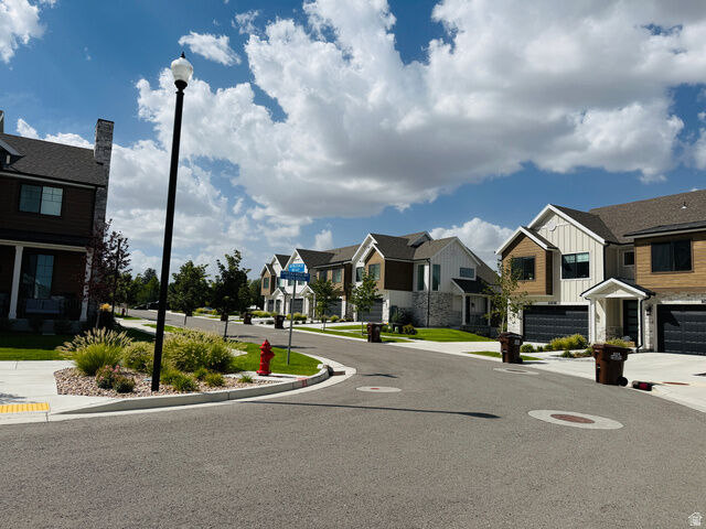 Property Photo:  10554 S Bay Meadow Dr E 2  UT 84092 