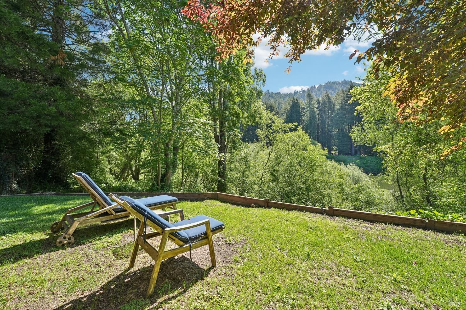 Property Photo:  22585 Sylvan Way  CA 95462 