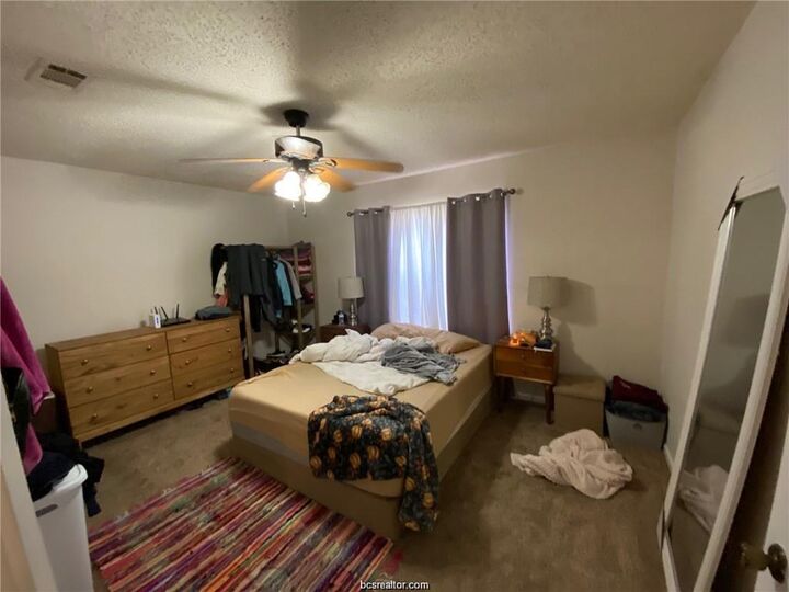 Property Photo:  411 Manuel Dr  TX 77840 
