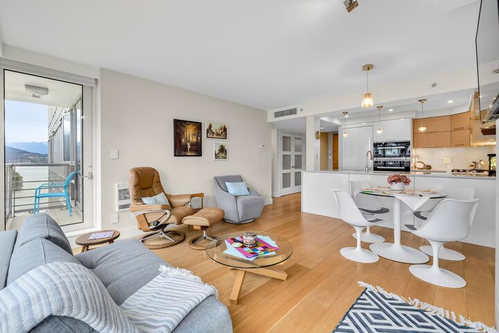 Property Photo:  590 Nicola Street 1505  BC V6G 3J8 