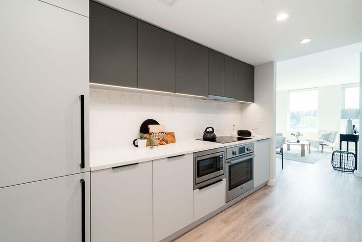 Property Photo:  567 Emerson Street 1403  BC V3J 0M8 