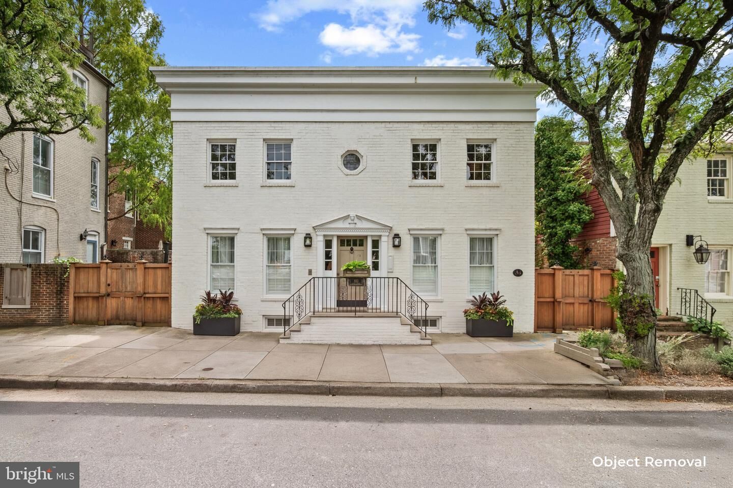 Property Photo:  810 Queen Street  VA 22314 