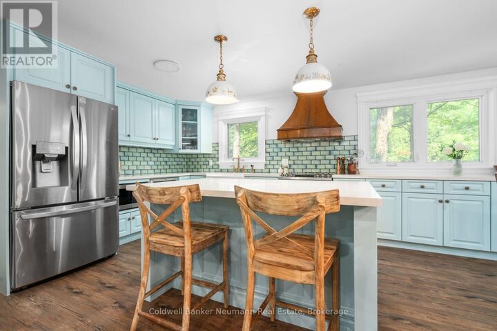 Property Photo:  574286 Sideroad 40  ON N0C 1H0 