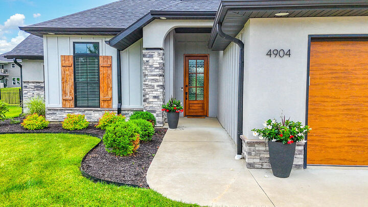 Property Photo:  4904 Ballyneal Ct  MO 65201 