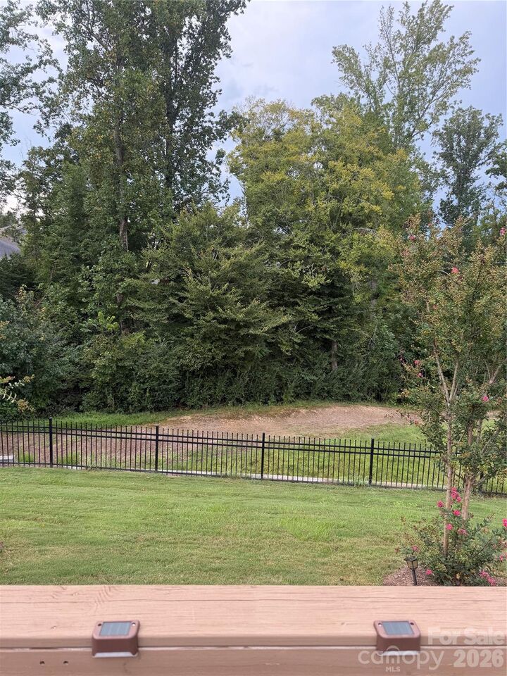 Property Photo:  2161 Cherrybark Court  NC 28037 
