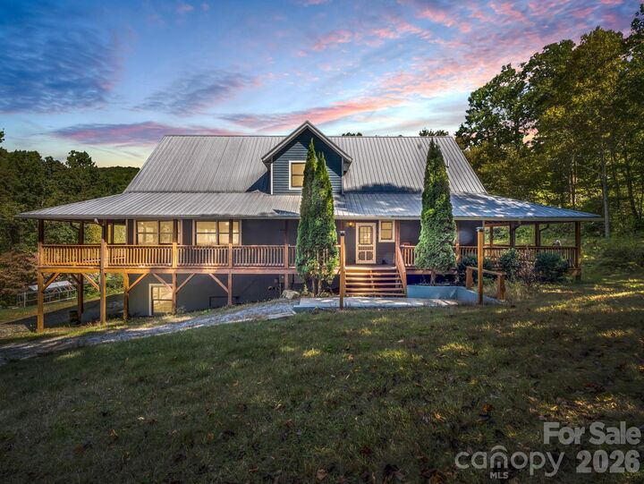 Property Photo:  119 Mountain Bluff Trail  NC 28792 