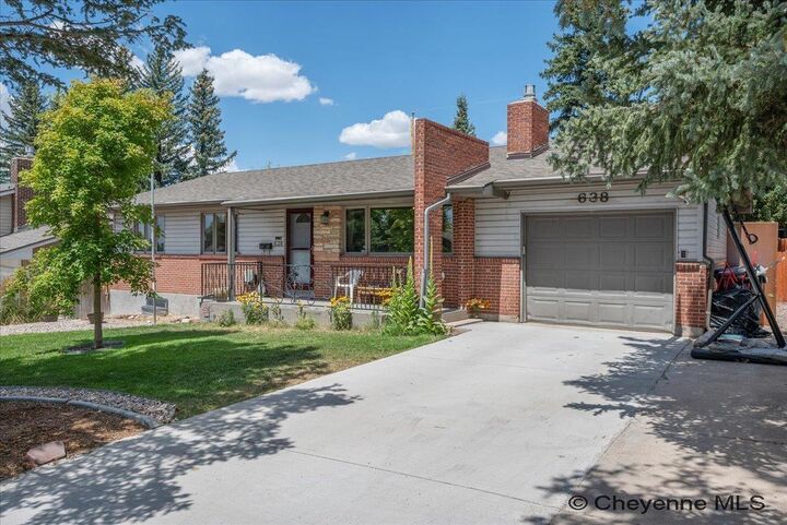 Property Photo:  638 Hirst St  WY 82009 