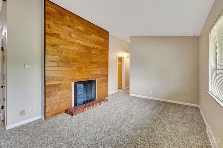Property Photo: 3814 Sharonview Drive OH 45241