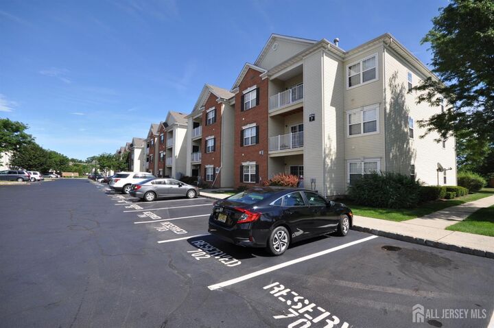 Property Photo:  716 Lucy Court  NJ 07080 