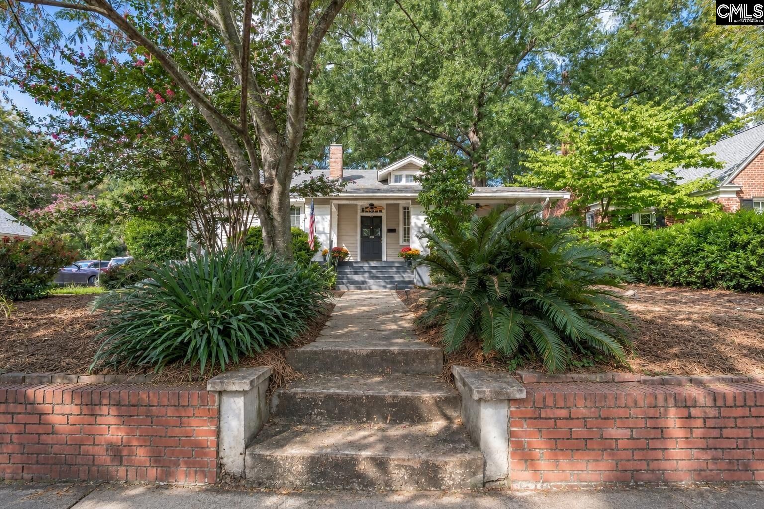 Property Photo:  305 Saluda  SC 29205 