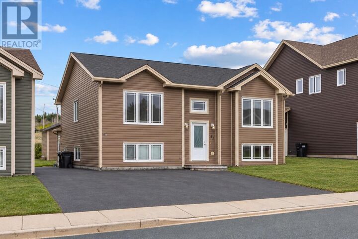 Property Photo:  43 Orlando Place  NL A1B 0J7 