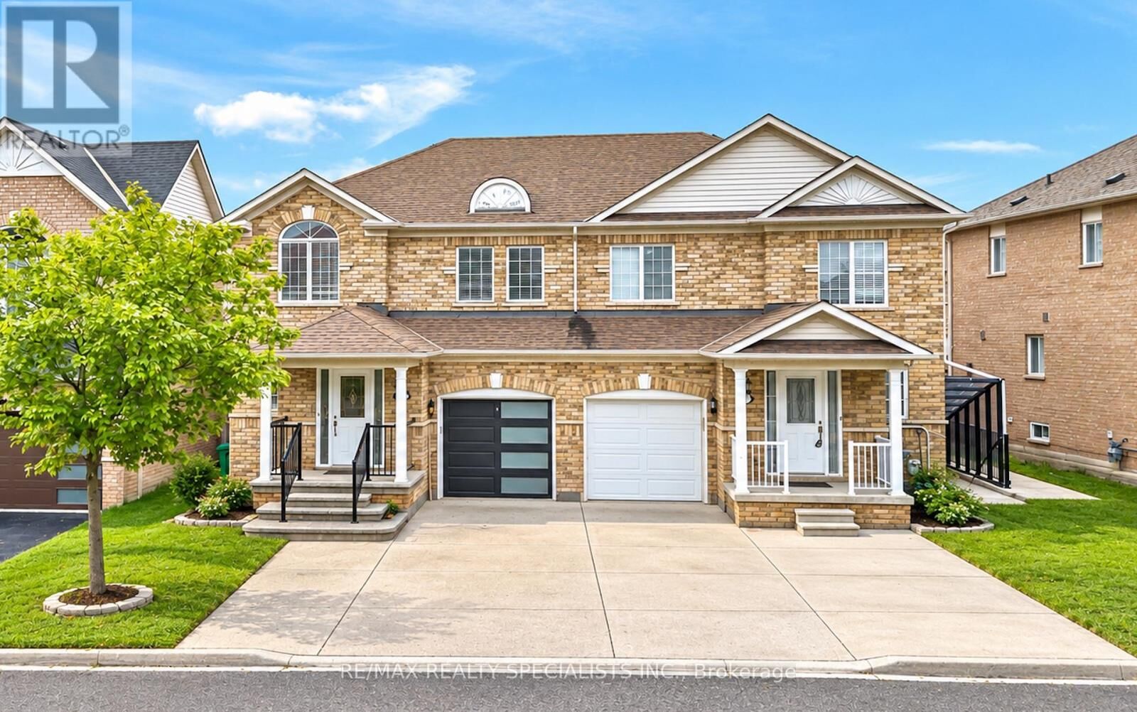 Property Photo:  6 Topiary Lane  ON L7A 2K6 