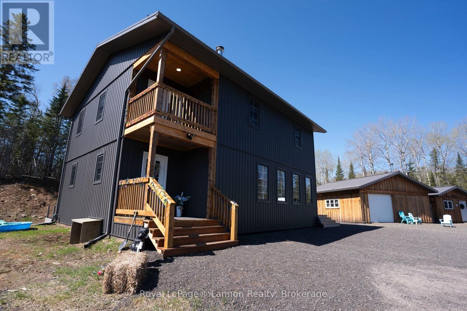 Property Photo: 1035 Peterson Road ON P7G 0P1