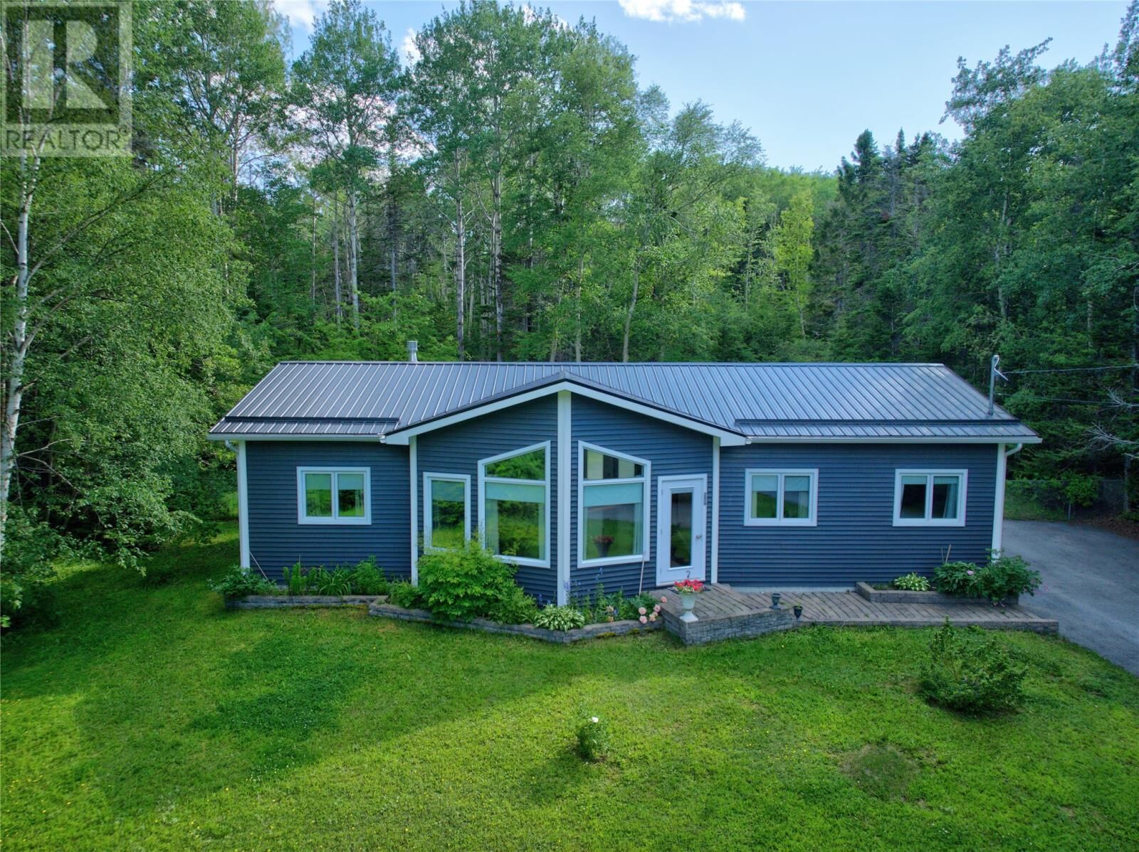Property Photo:  254 Main Street  NL A0G 4K0 