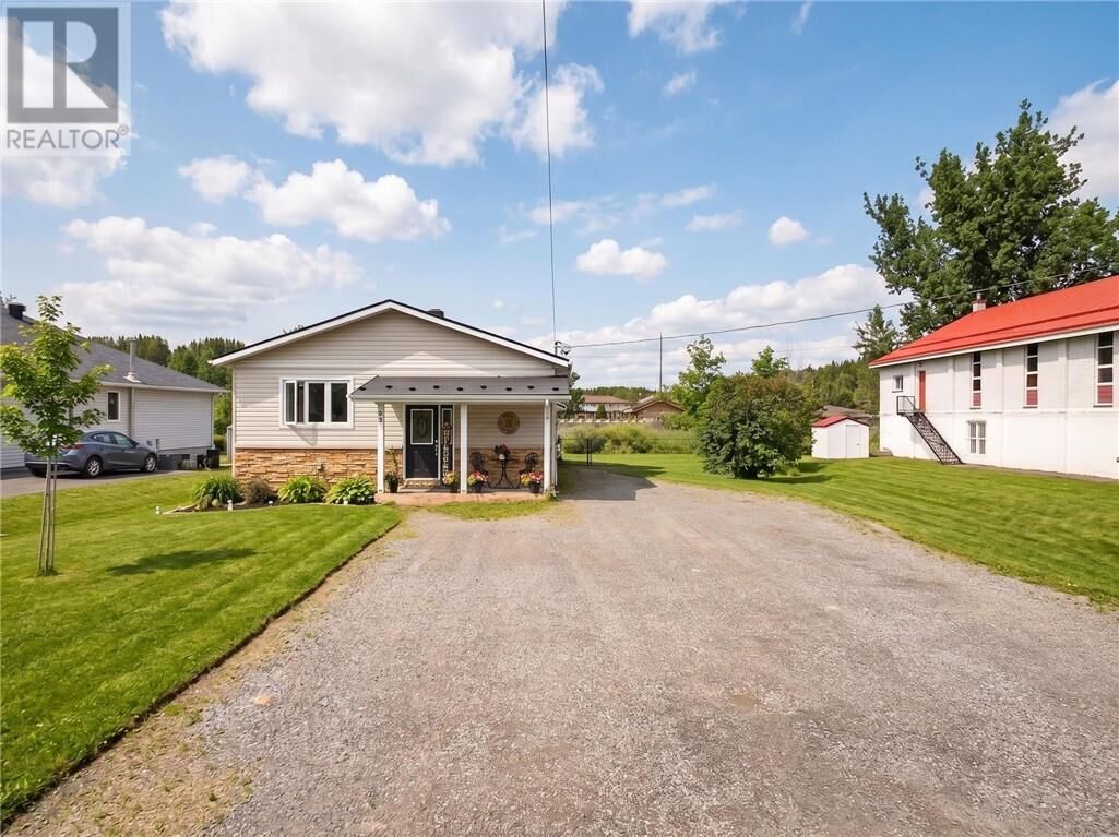 Property Photo:  94 Hill Street  ON P0M 3C0 