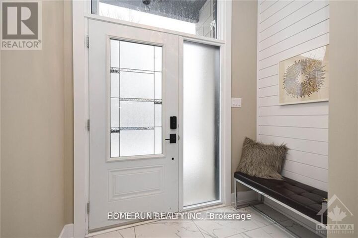 Property Photo:  314 Cyr Avenue A  ON K1L 7N7 