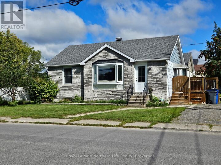 Property Photo:  184 May Street  ON P0J 1P0 