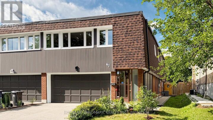 Property Photo:  41 Angus Drive  ON M2J 2W9 
