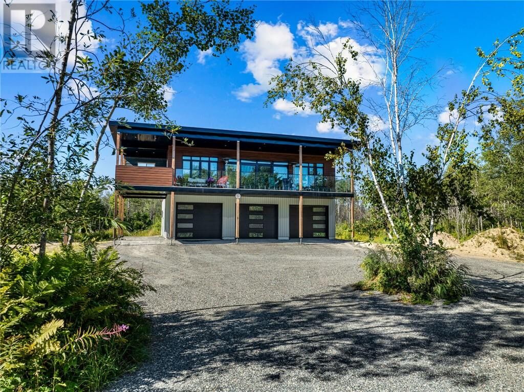 Property Photo:  1836 Yorkshire Drive  ON P3N 1R9 