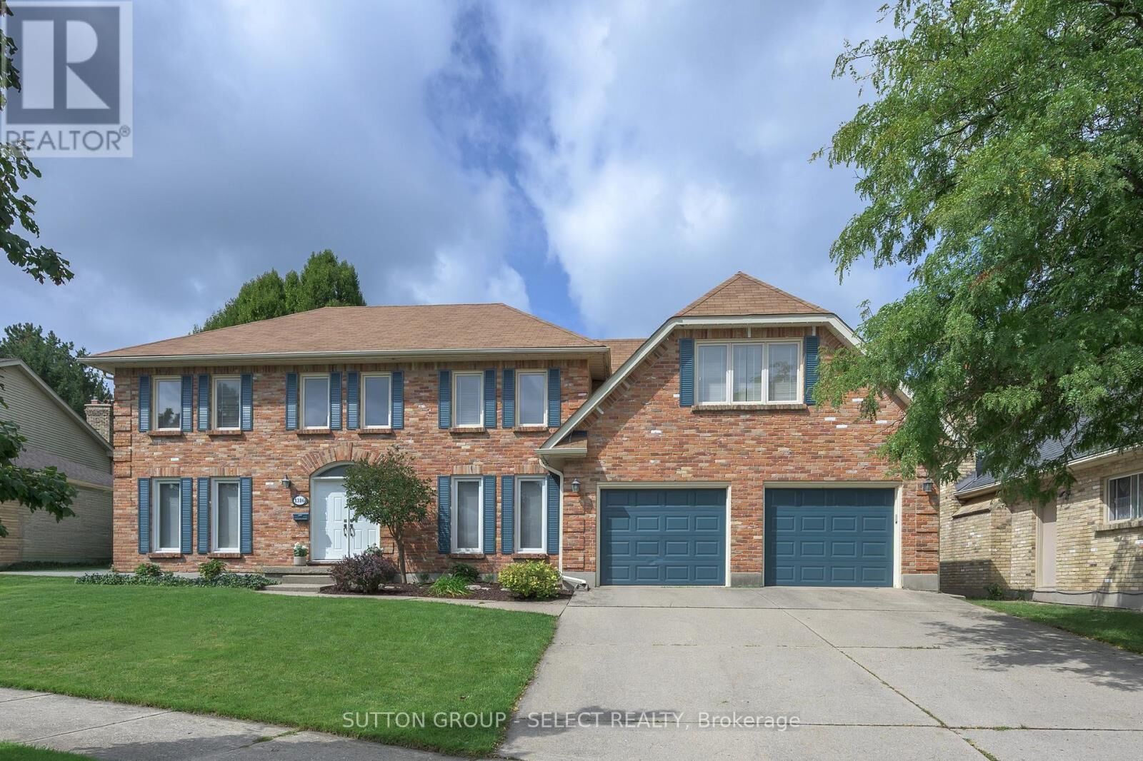Property Photo:  1316 Corley Drive North  ON N6G 4K5 