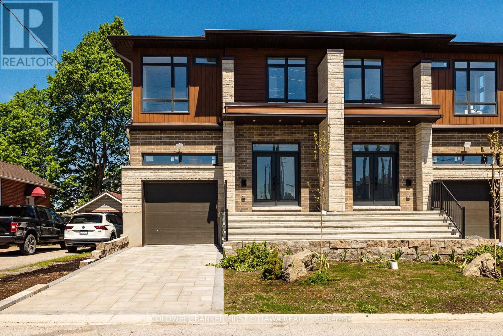 Property Photo:  31 Francis Street  ON K7C 2J5 