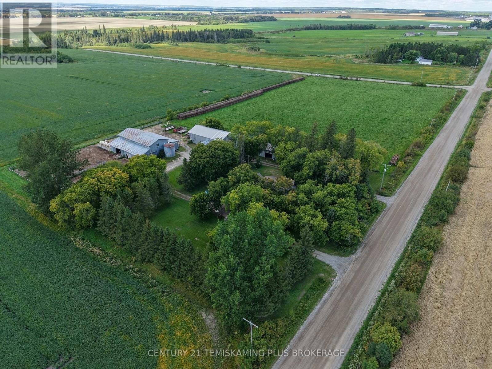 Photo de la propriété: 138300 Peters Road ON P0J 1P0