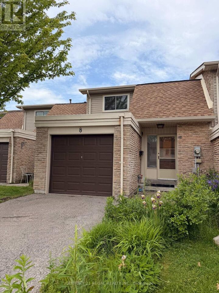 Property Photo: 8 Chamberlain Court ON L1S 3M7