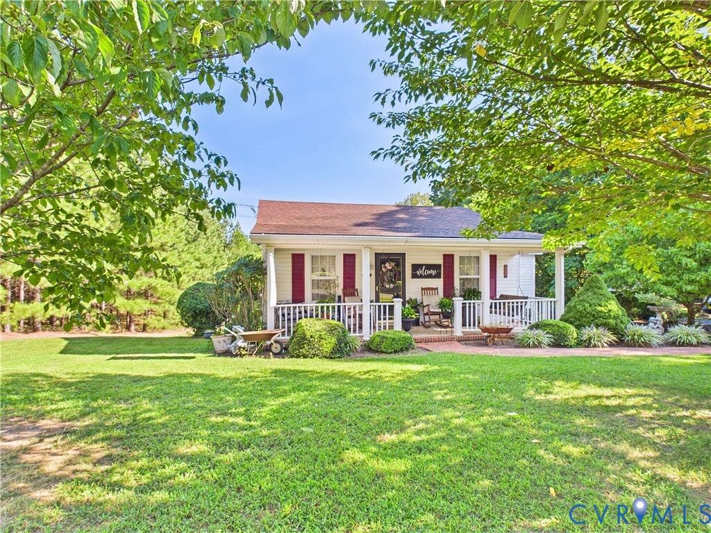 Property Photo: 471 Main Street VA 23936