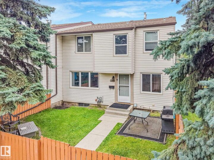 Property Photo:  6552 178 Street NW  AB T5T 2A2 