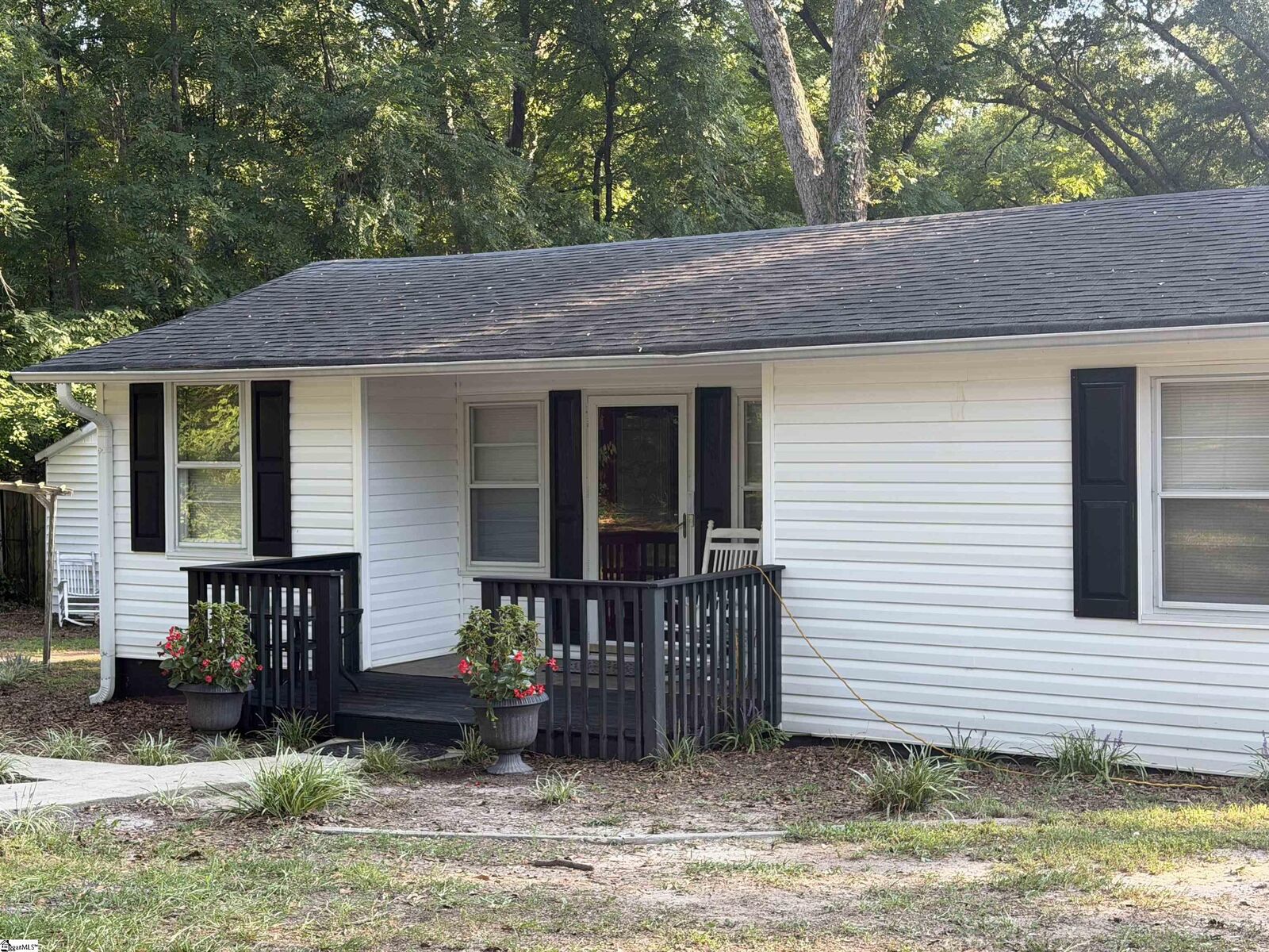 Property Photo:  2127 Hellams Road  SC 29345 