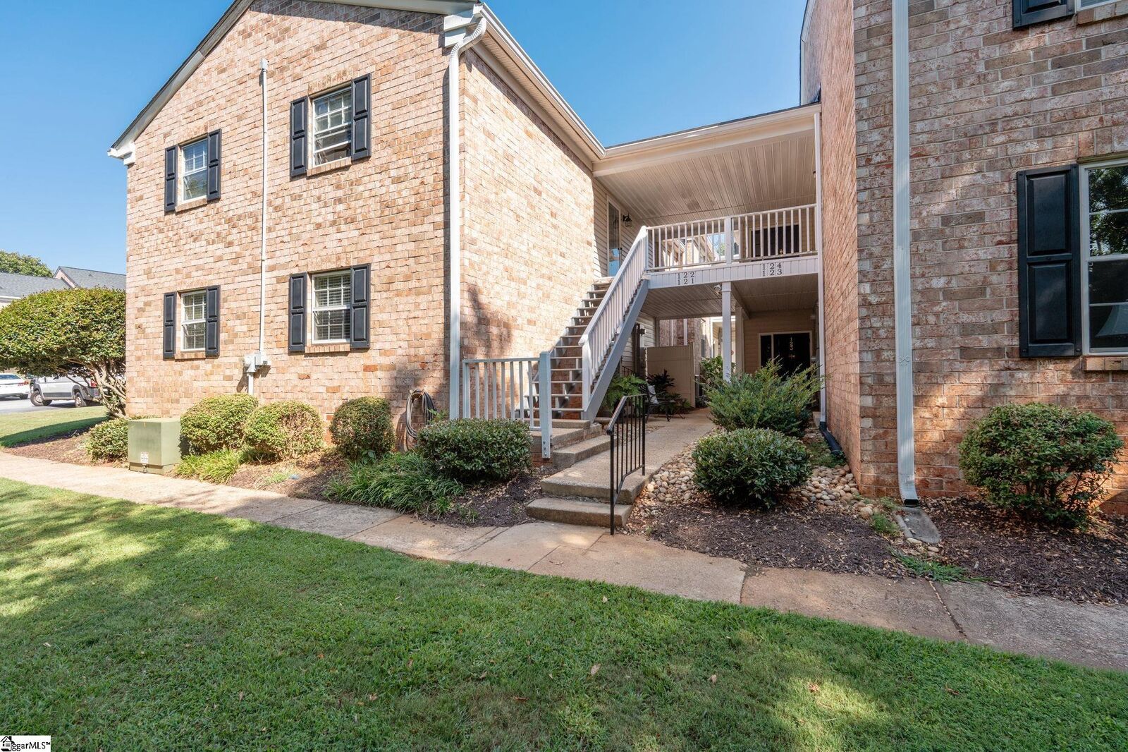 Property Photo:  925 Cleveland Street Unit 124  SC 29601 