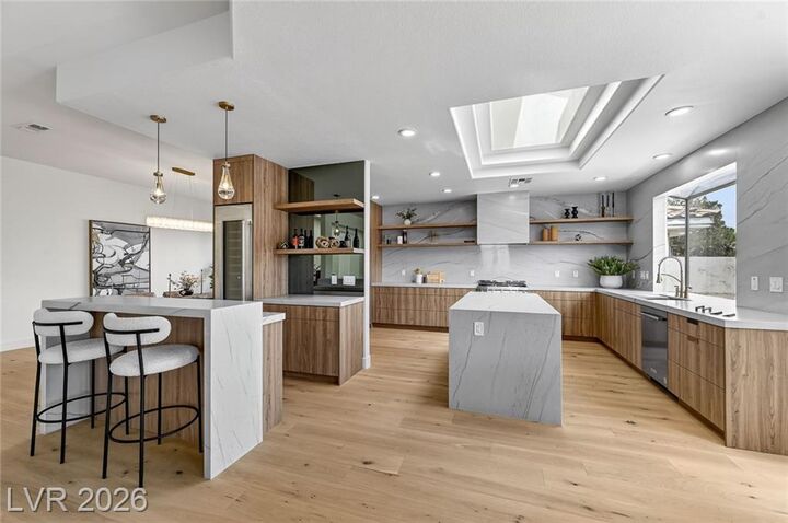 Property Photo: 1900 Glenview Drive NV 89134