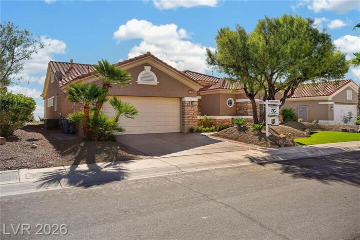Property Photo:  2108 Hot Oak Ridge Street  NV 89134 