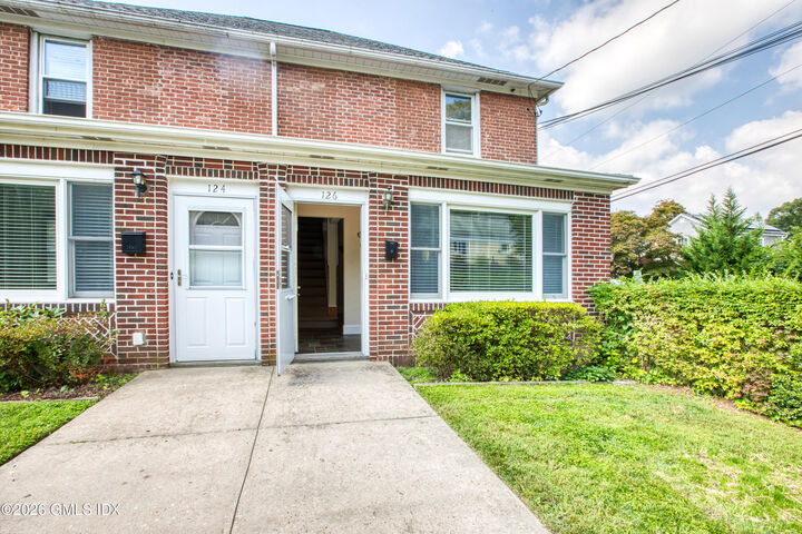 Property Photo: 126 Pemberwick Road Right Side CT 06831