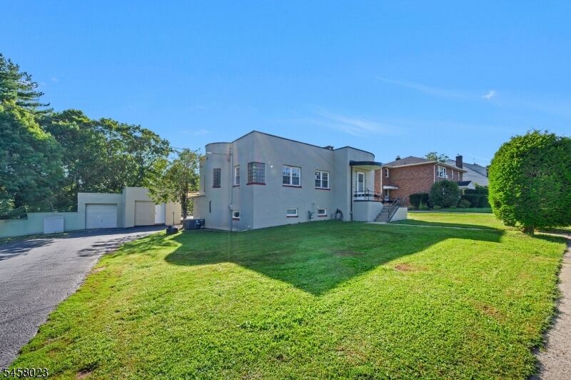 Property Photo:  48 Elwood Ave  NJ 08822 