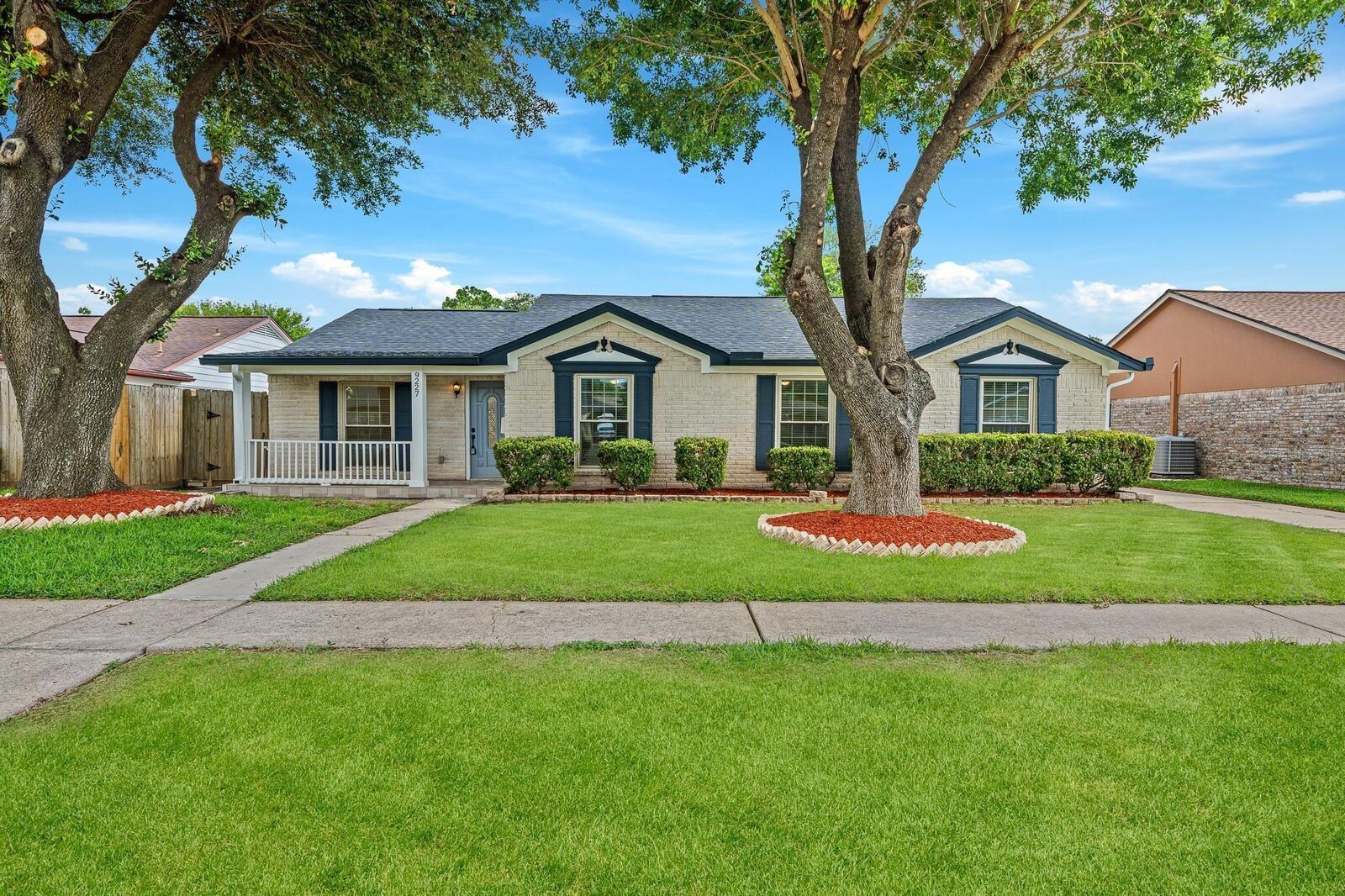 Property Photo: 9227 Vickijohn Drive TX 77031