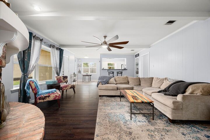 Property Photo:  2507 Kevin Lane  TX 77043 